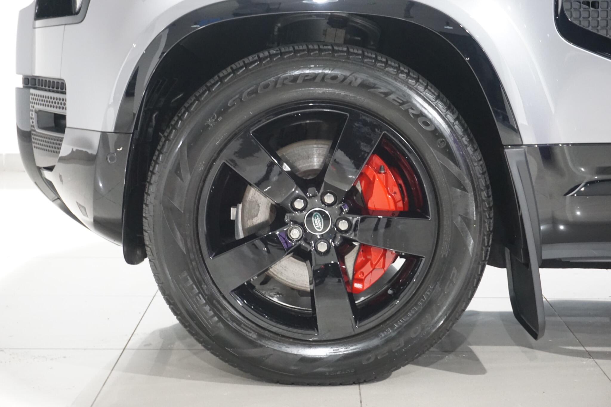 Land Rover Defender 110 2.0 P400e 15.4kWh X-Dynamic HSE SUV 5dr Petrol Plug-in Hybrid Auto 4WD Euro 6 (s/s) (404 ps)